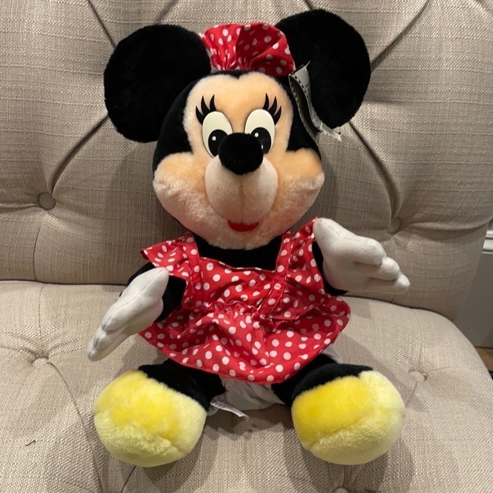 Disney Parks VIntage Minnie Mouse 13" Plush